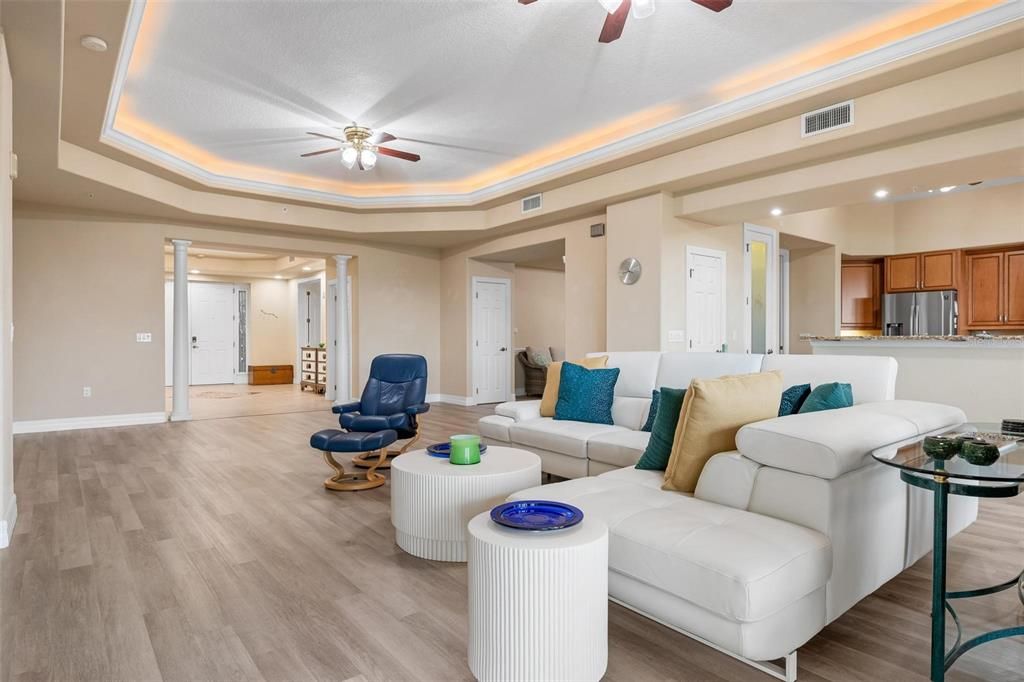 For Sale: $949,000 (3 beds, 3 baths, 3771 Square Feet)