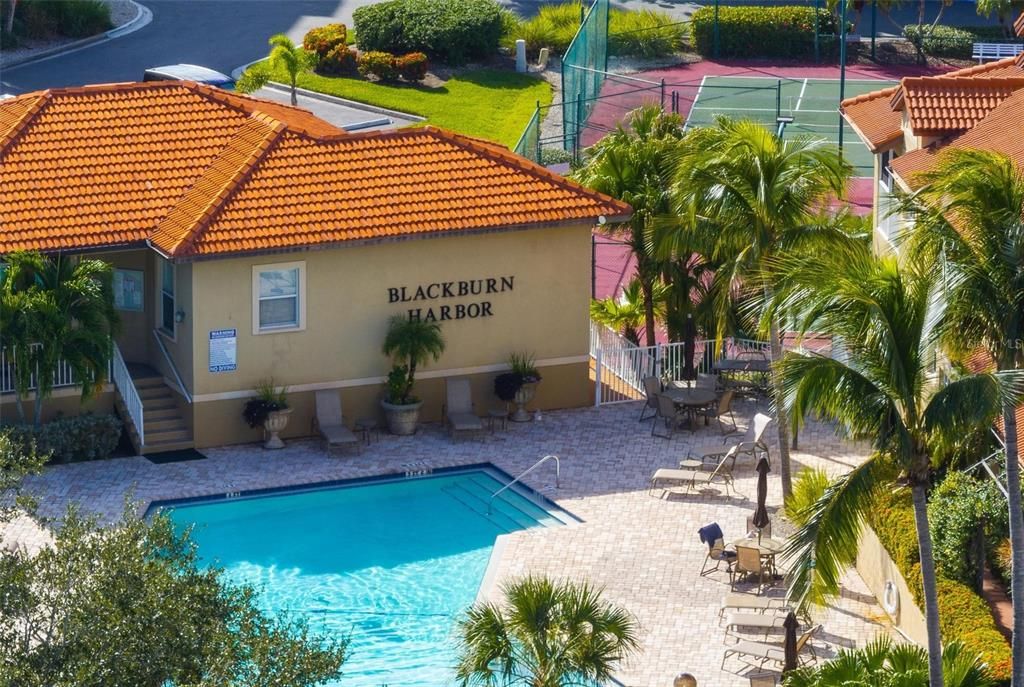 For Sale: $949,000 (3 beds, 3 baths, 3771 Square Feet)