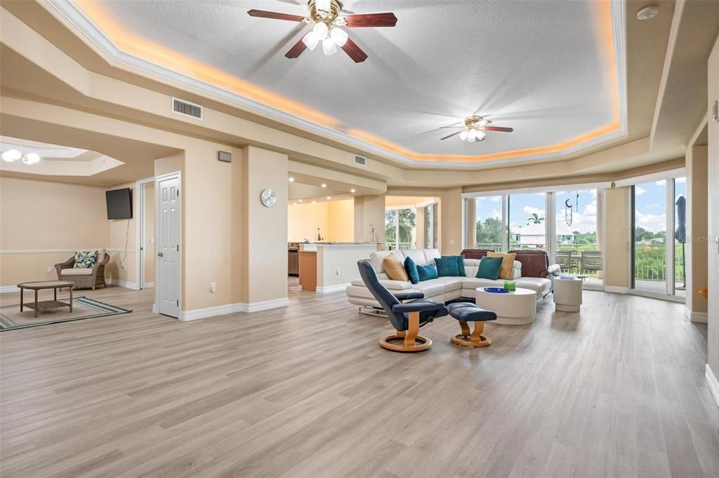 For Sale: $949,000 (3 beds, 3 baths, 3771 Square Feet)