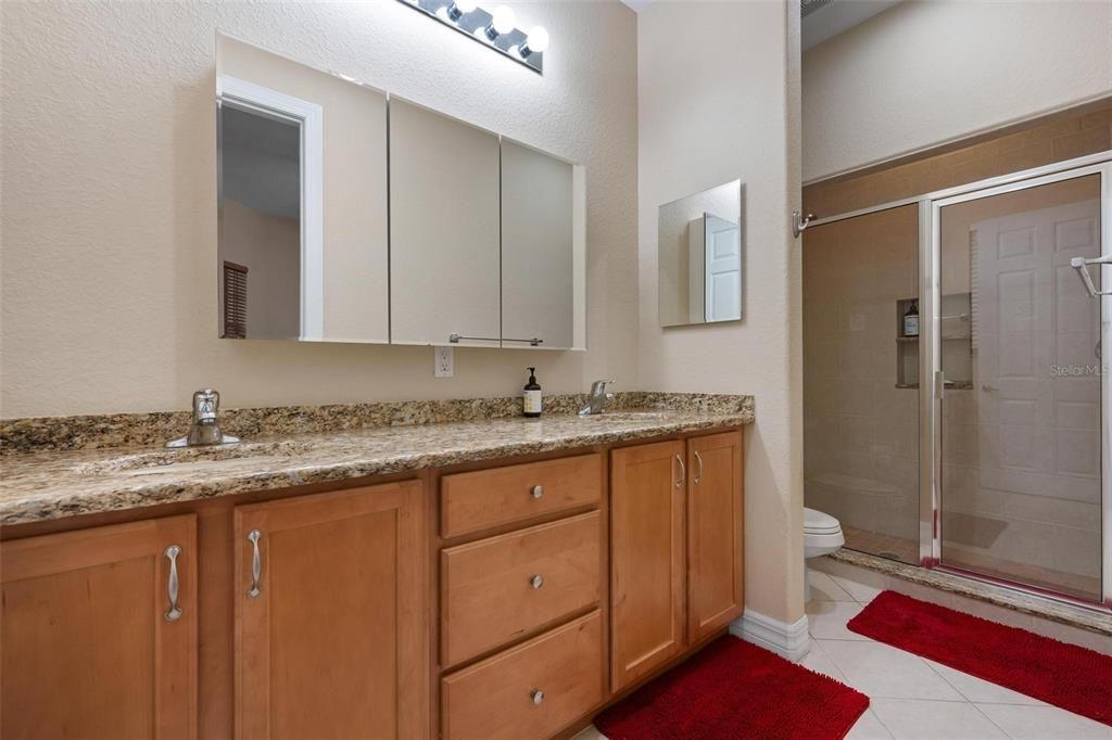 For Sale: $949,000 (3 beds, 3 baths, 3771 Square Feet)