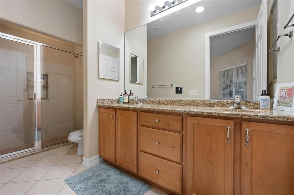 For Sale: $949,000 (3 beds, 3 baths, 3771 Square Feet)