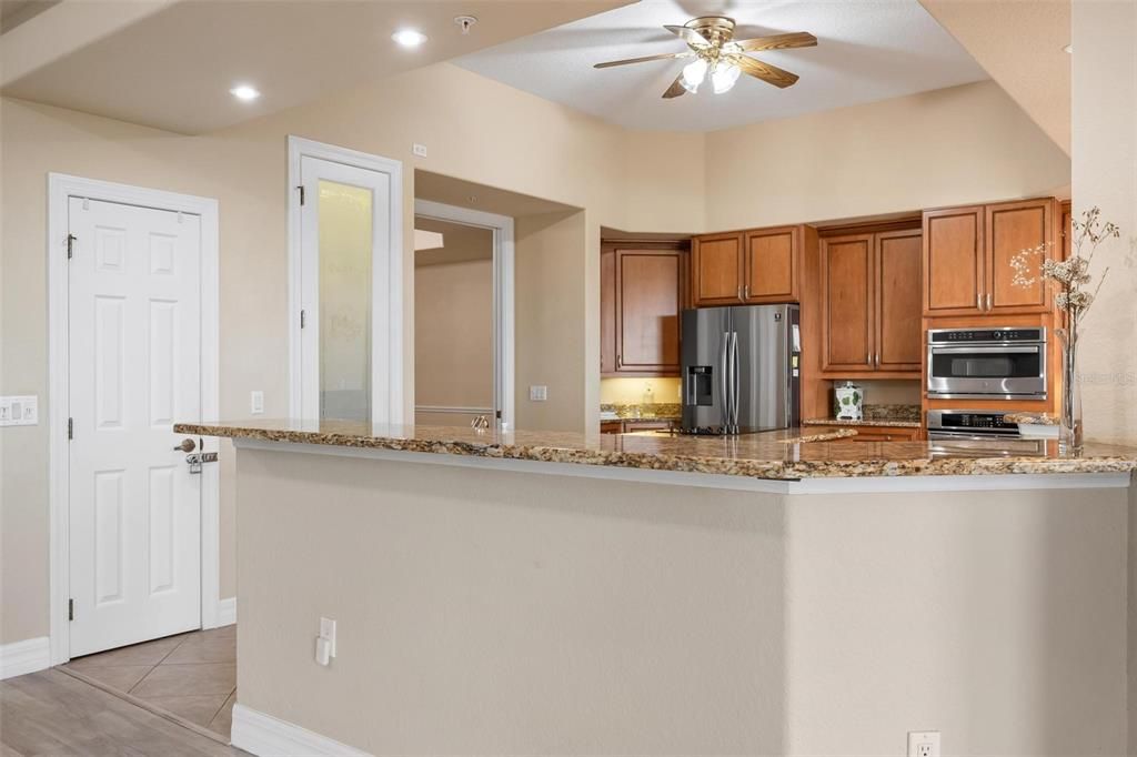 For Sale: $949,000 (3 beds, 3 baths, 3771 Square Feet)