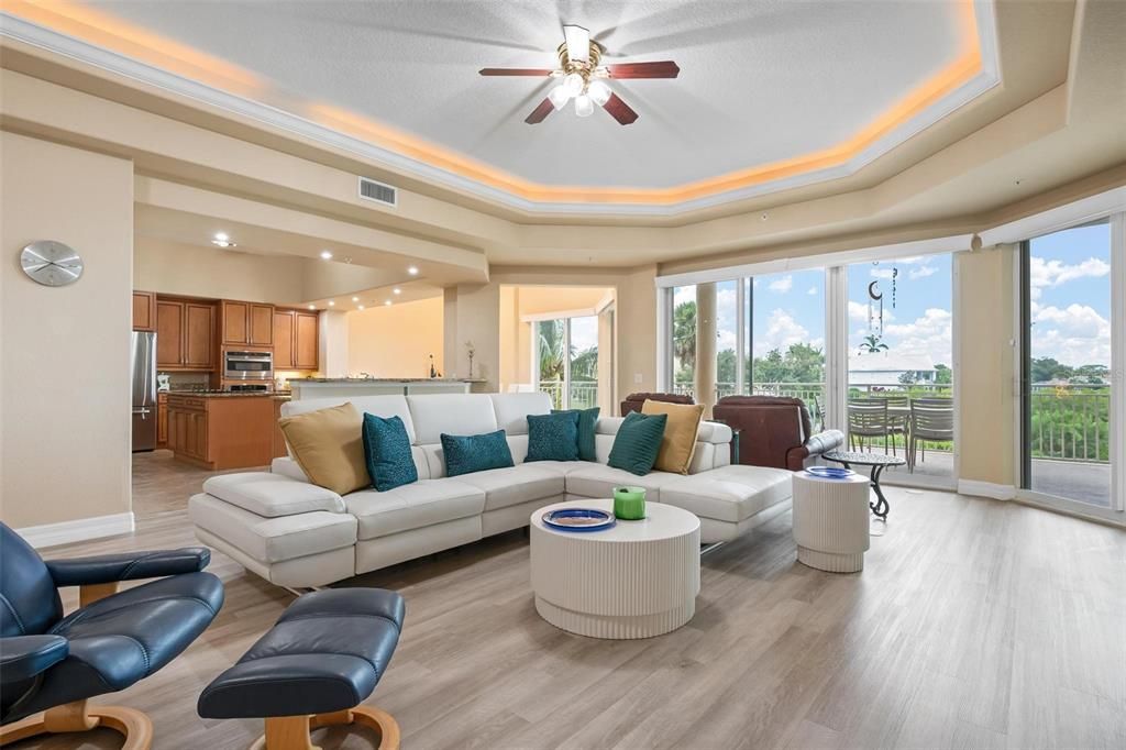 For Sale: $949,000 (3 beds, 3 baths, 3771 Square Feet)