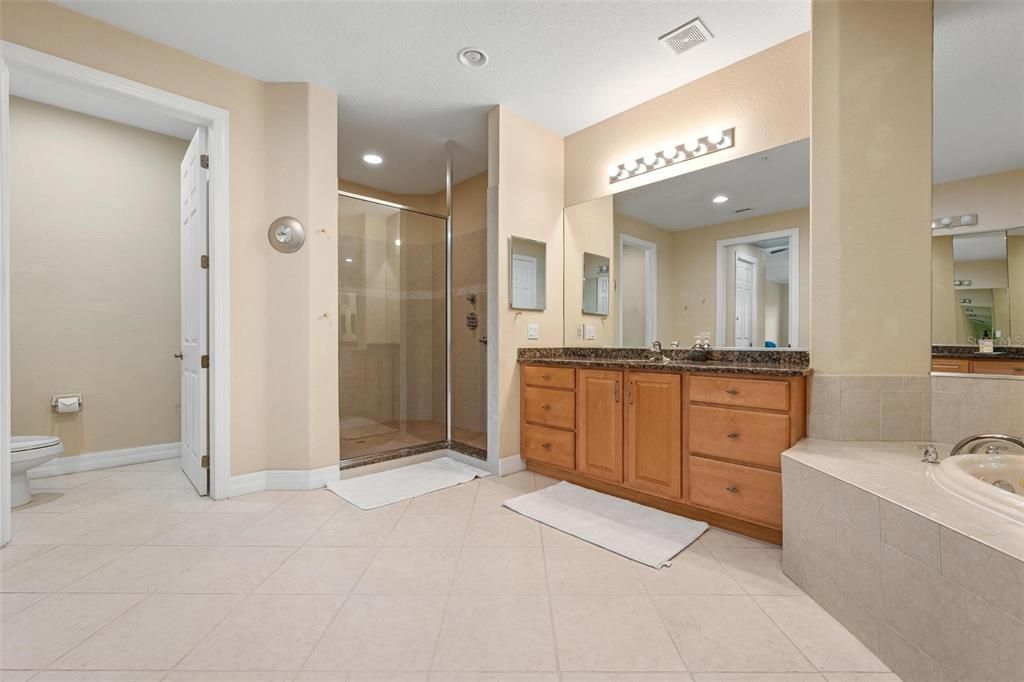 For Sale: $949,000 (3 beds, 3 baths, 3771 Square Feet)