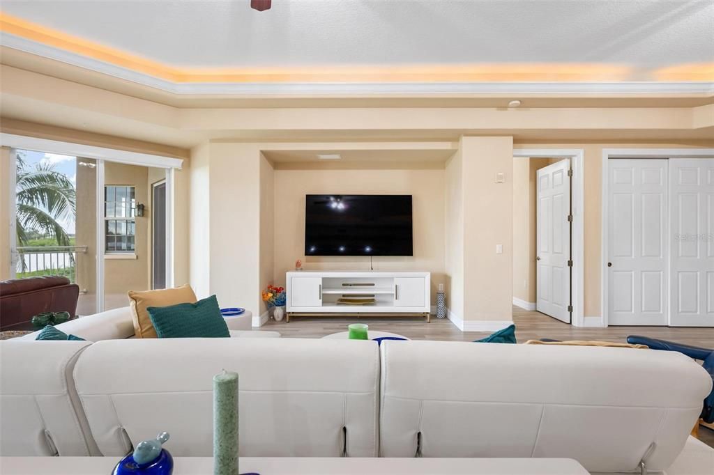 For Sale: $949,000 (3 beds, 3 baths, 3771 Square Feet)