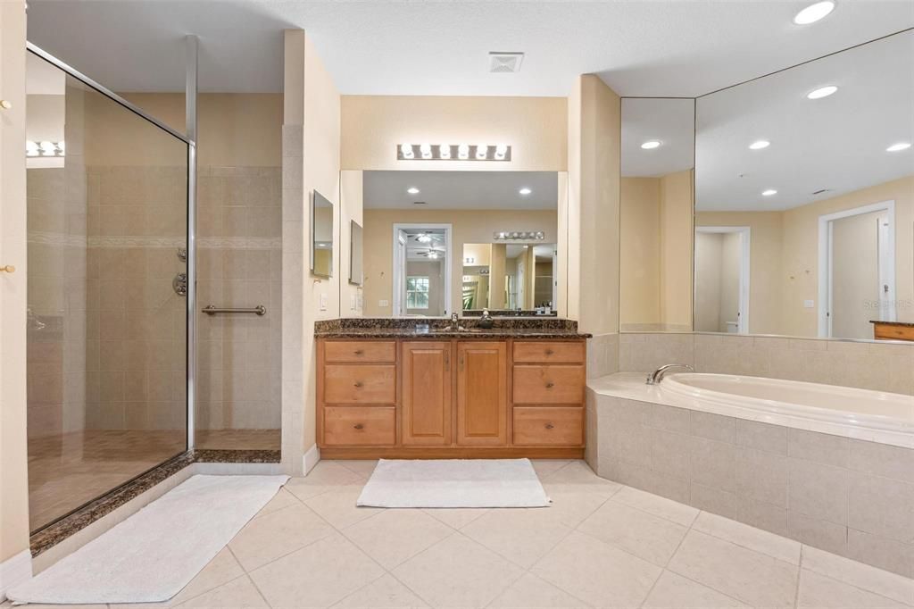 For Sale: $949,000 (3 beds, 3 baths, 3771 Square Feet)