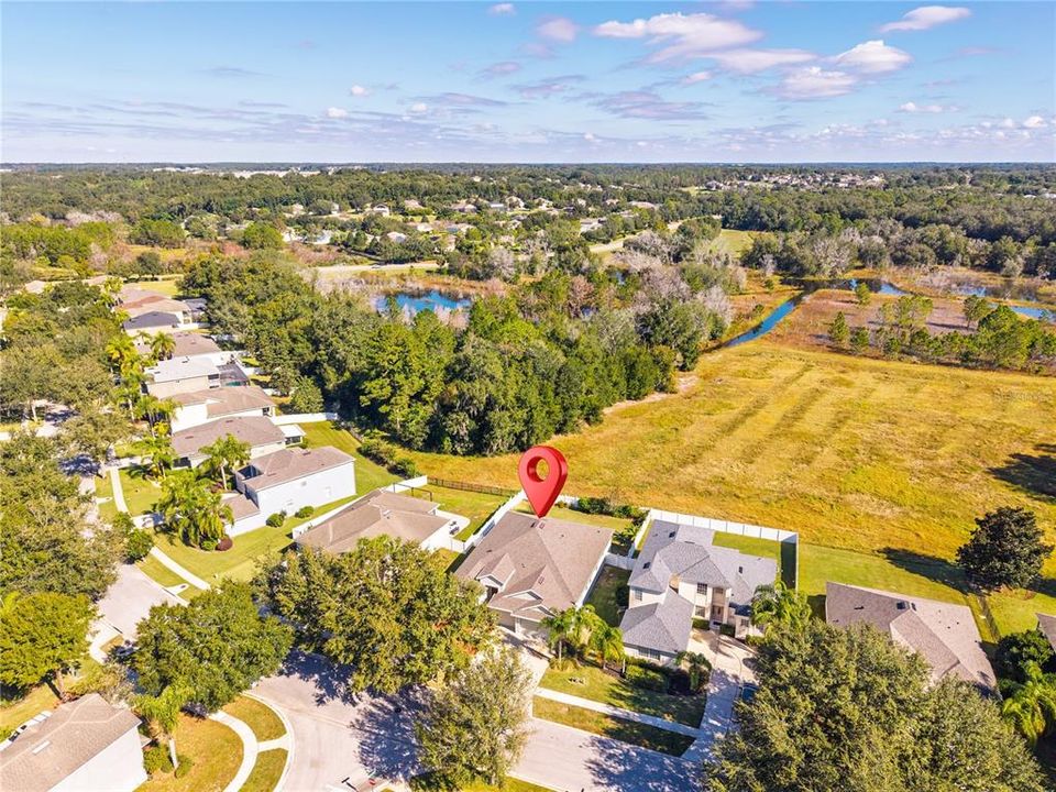 Active With Contract: $434,900 (4 beds, 2 baths, 2567 Square Feet)