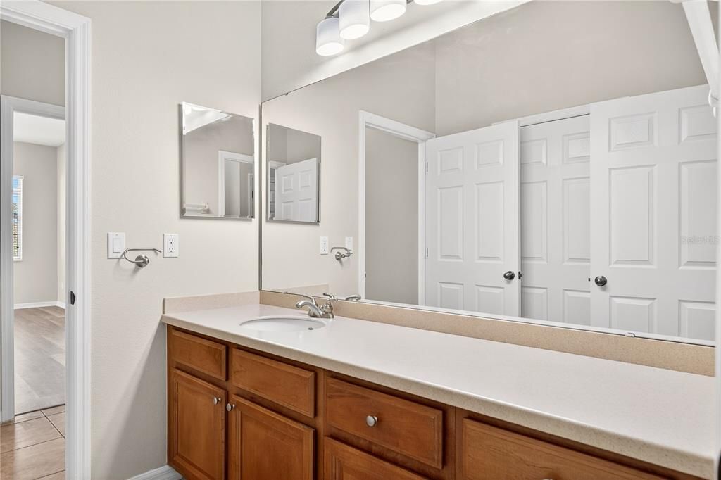 Active With Contract: $434,900 (4 beds, 2 baths, 2567 Square Feet)