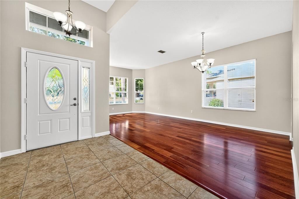 Active With Contract: $434,900 (4 beds, 2 baths, 2567 Square Feet)