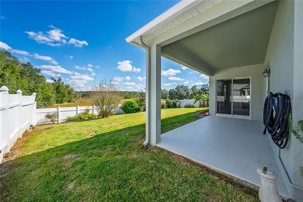 Active With Contract: $434,900 (4 beds, 2 baths, 2567 Square Feet)