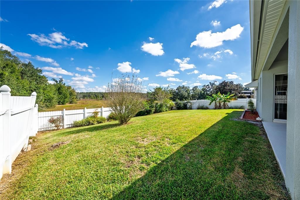 Active With Contract: $434,900 (4 beds, 2 baths, 2567 Square Feet)