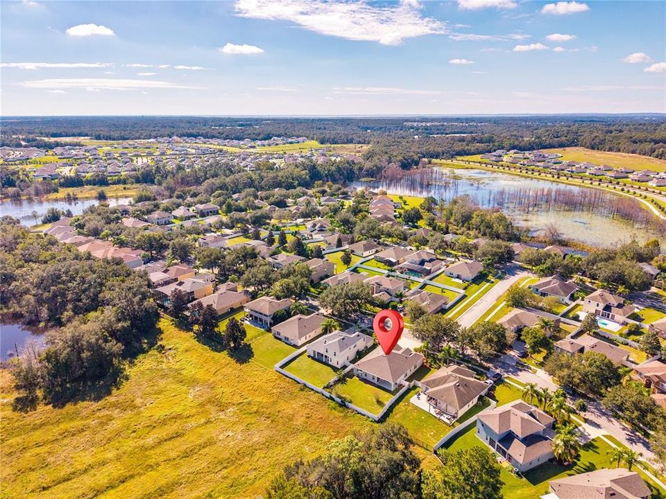 Active With Contract: $434,900 (4 beds, 2 baths, 2567 Square Feet)