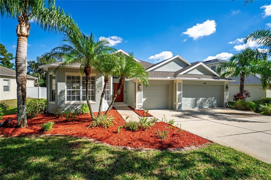 Active With Contract: $434,900 (4 beds, 2 baths, 2567 Square Feet)