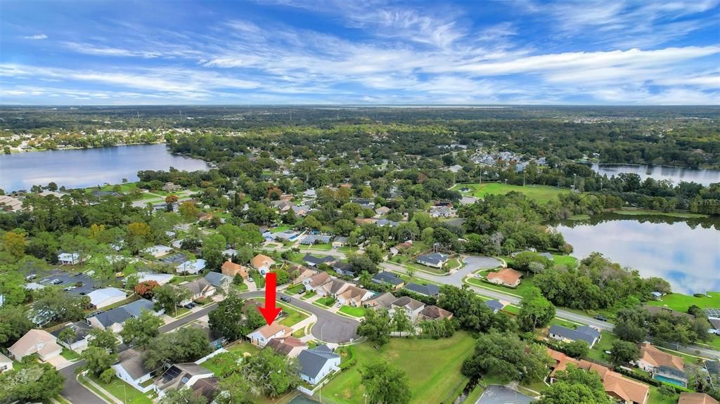 合同活跃: $399,900 (4 贝兹, 2 浴室, 1860 平方英尺)