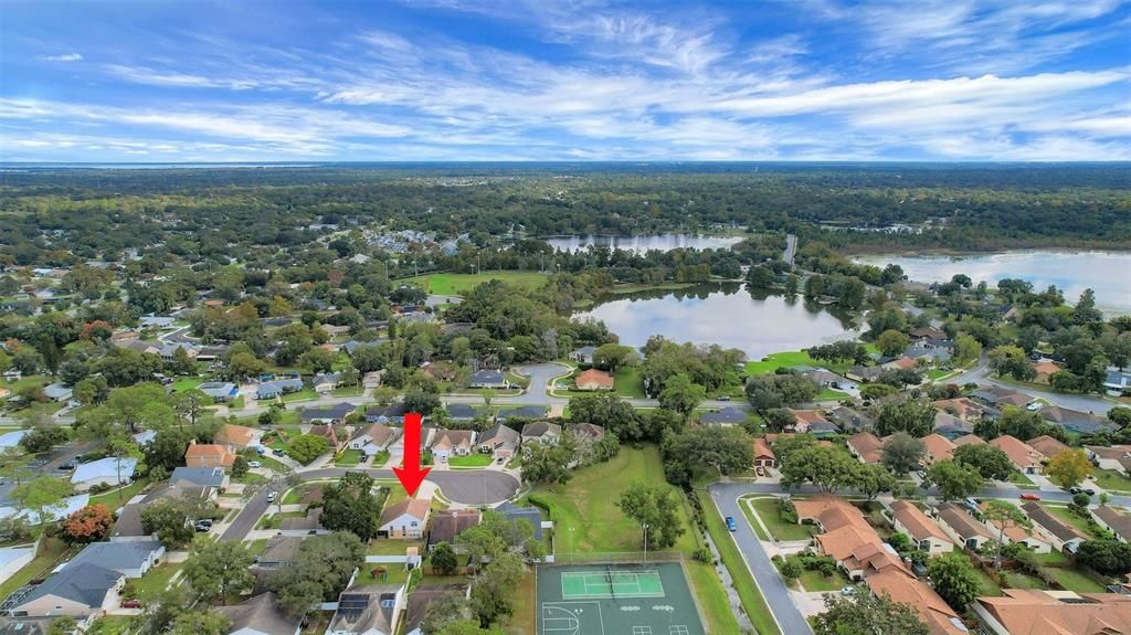 合同活跃: $399,900 (4 贝兹, 2 浴室, 1860 平方英尺)