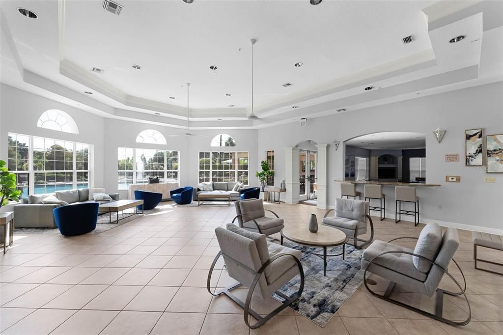 合同活跃: $289,000 (2 贝兹, 2 浴室, 1438 平方英尺)