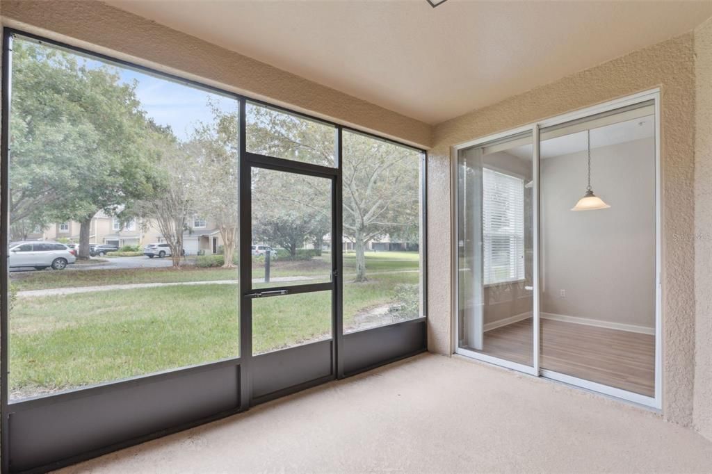 合同活跃: $289,000 (2 贝兹, 2 浴室, 1438 平方英尺)