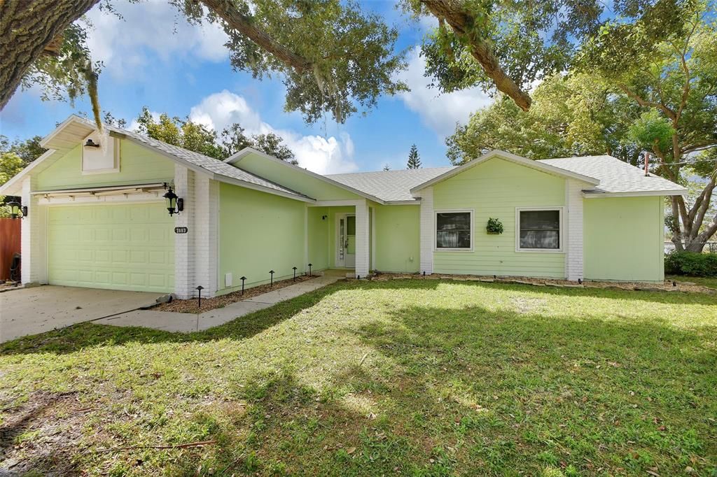 合同活跃: $345,000 (3 贝兹, 2 浴室, 1497 平方英尺)