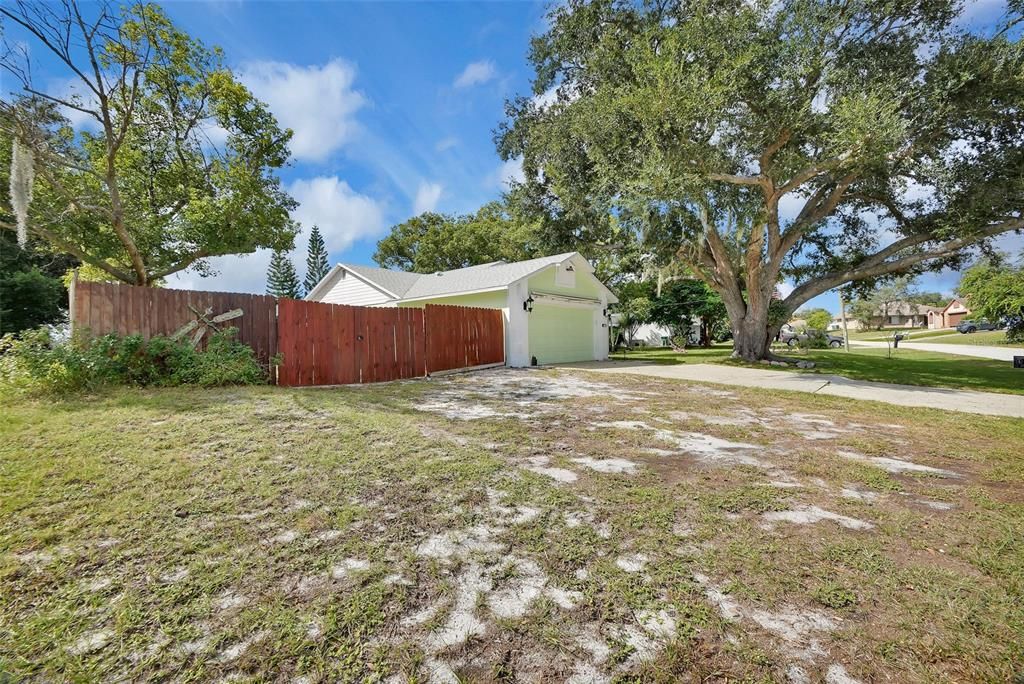 合同活跃: $345,000 (3 贝兹, 2 浴室, 1497 平方英尺)