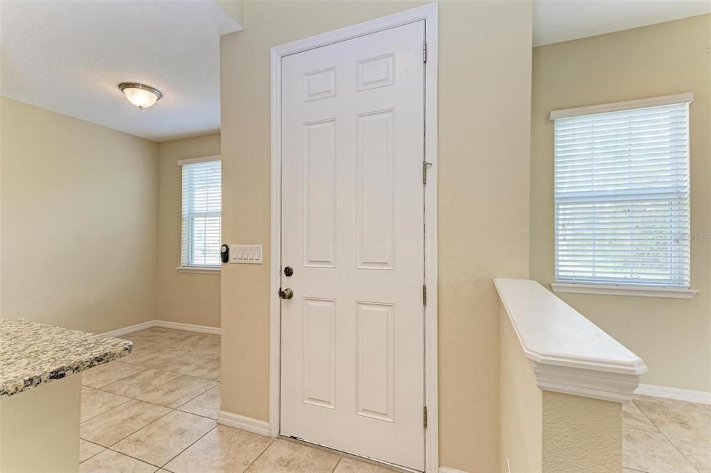 Active With Contract: $274,500 (2 beds, 2 baths, 1397 Square Feet)