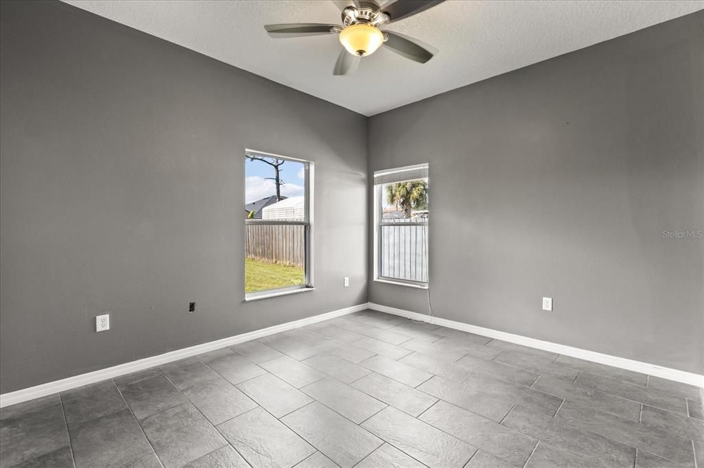 待售: $395,000 (3 贝兹, 2 浴室, 1707 平方英尺)