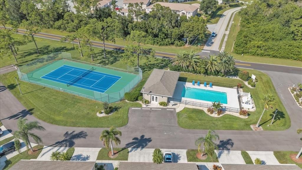 For Sale: $249,900 (3 beds, 2 baths, 1460 Square Feet)