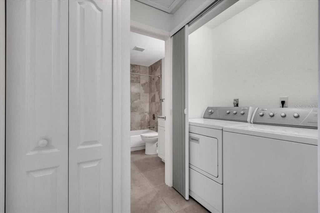 For Sale: $249,900 (3 beds, 2 baths, 1460 Square Feet)