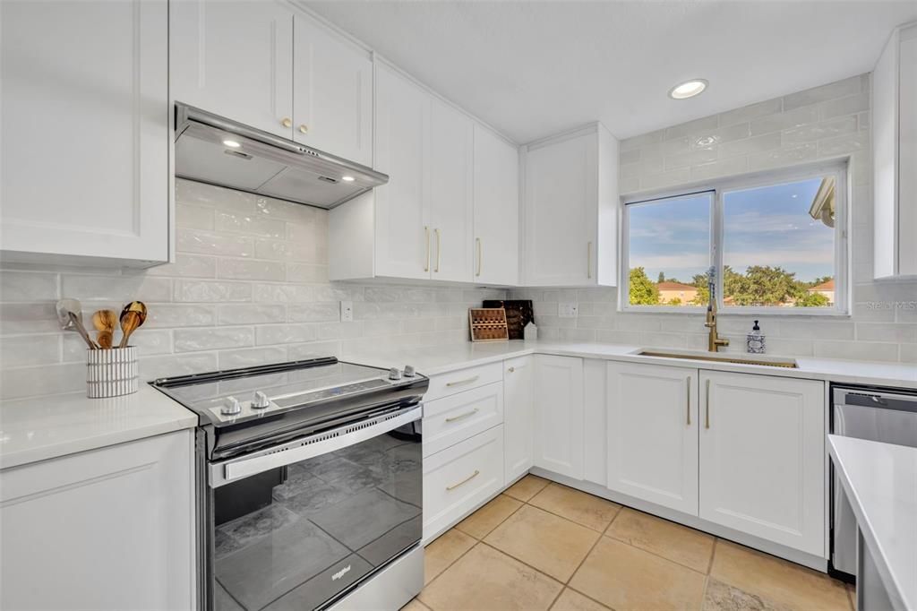 For Sale: $675,000 (4 beds, 2 baths, 2896 Square Feet)