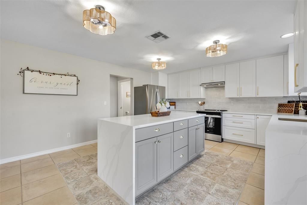 For Sale: $675,000 (4 beds, 2 baths, 2896 Square Feet)