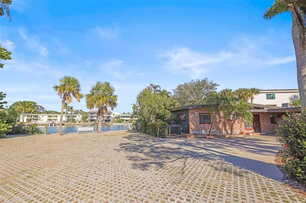 En Venta: $1,100,000 (2 camas, 1 baños, 1560 Pies cuadrados)