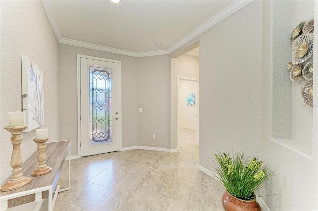 For Sale: $680,000 (3 beds, 3 baths, 2217 Square Feet)