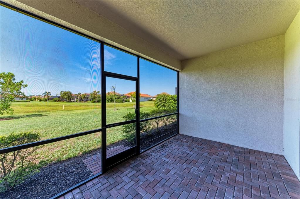 For Sale: $680,000 (3 beds, 3 baths, 2217 Square Feet)