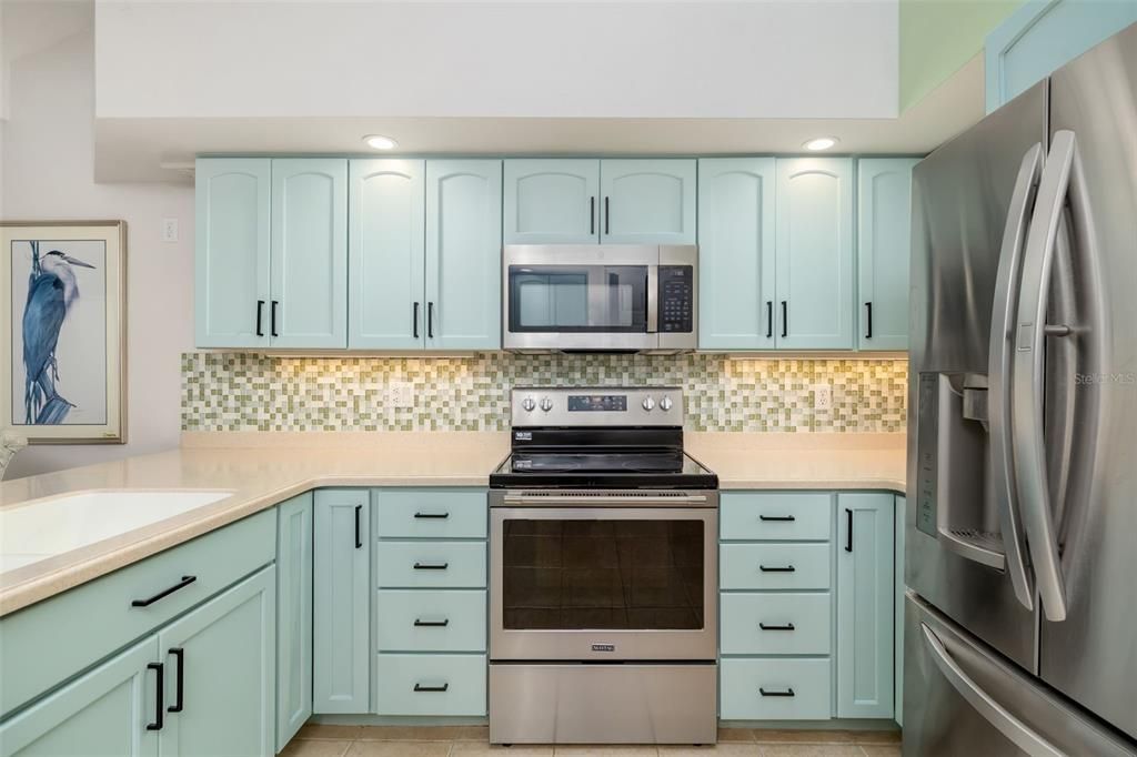 En Venta: $600,000 (4 camas, 3 baños, 2406 Pies cuadrados)