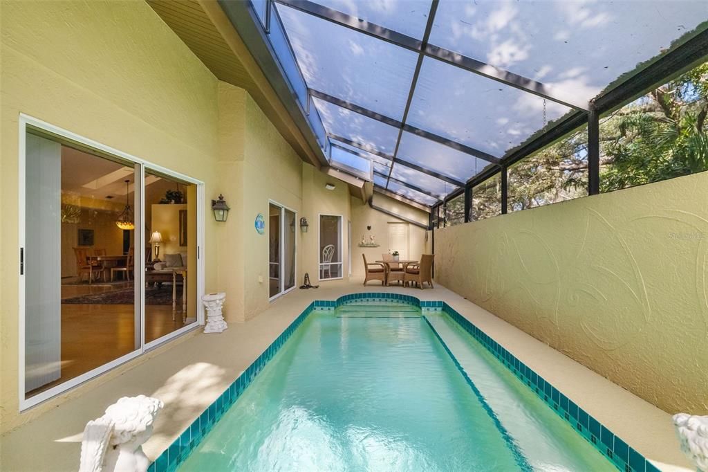 En Venta: $600,000 (4 camas, 3 baños, 2406 Pies cuadrados)