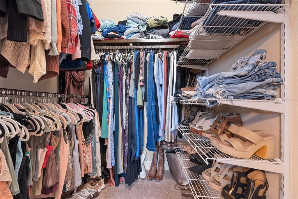 На продажу: $670,000 (3 спален, 2 ванн, 1920 Квадратных фут)