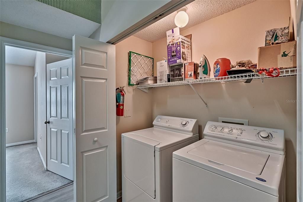 For Sale: $279,900 (2 beds, 2 baths, 1250 Square Feet)