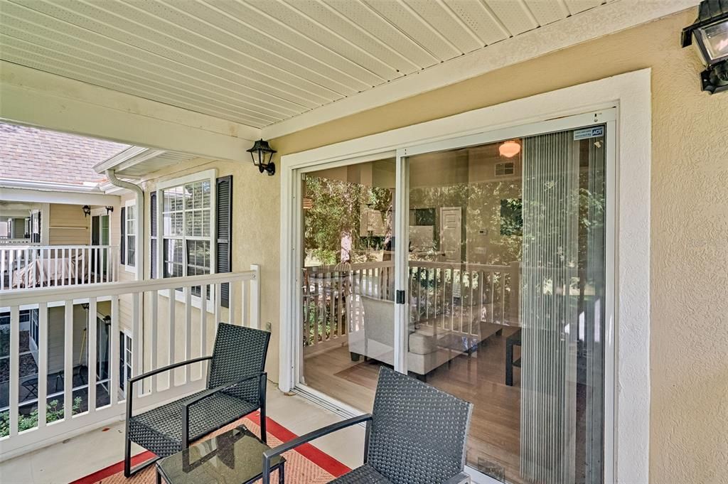 For Sale: $279,900 (2 beds, 2 baths, 1250 Square Feet)