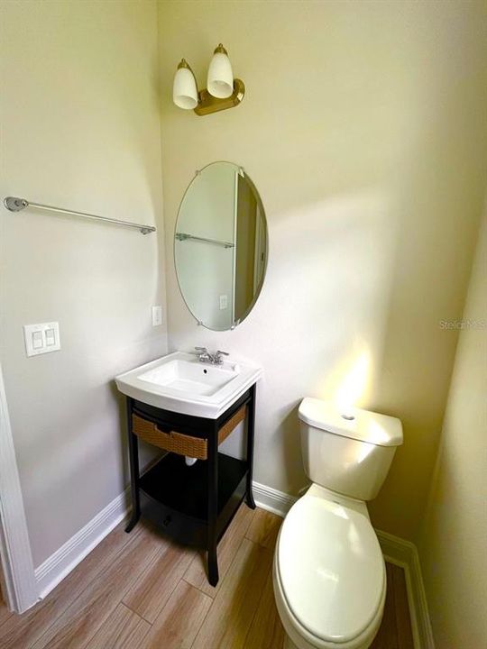 出租: $5,900 (5 贝兹, 4 浴室, 3878 平方英尺)