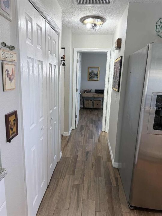 En Venta: $333,800 (3 camas, 2 baños, 1272 Pies cuadrados)