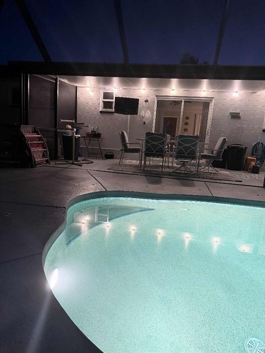 En Venta: $333,800 (3 camas, 2 baños, 1272 Pies cuadrados)