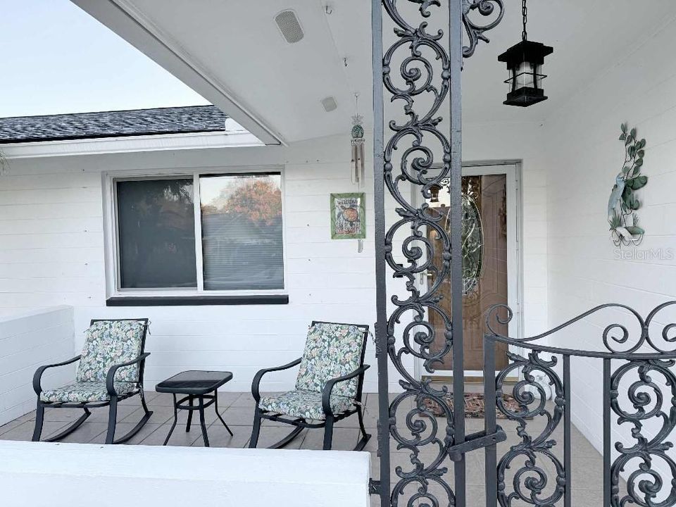 En Venta: $333,800 (3 camas, 2 baños, 1272 Pies cuadrados)