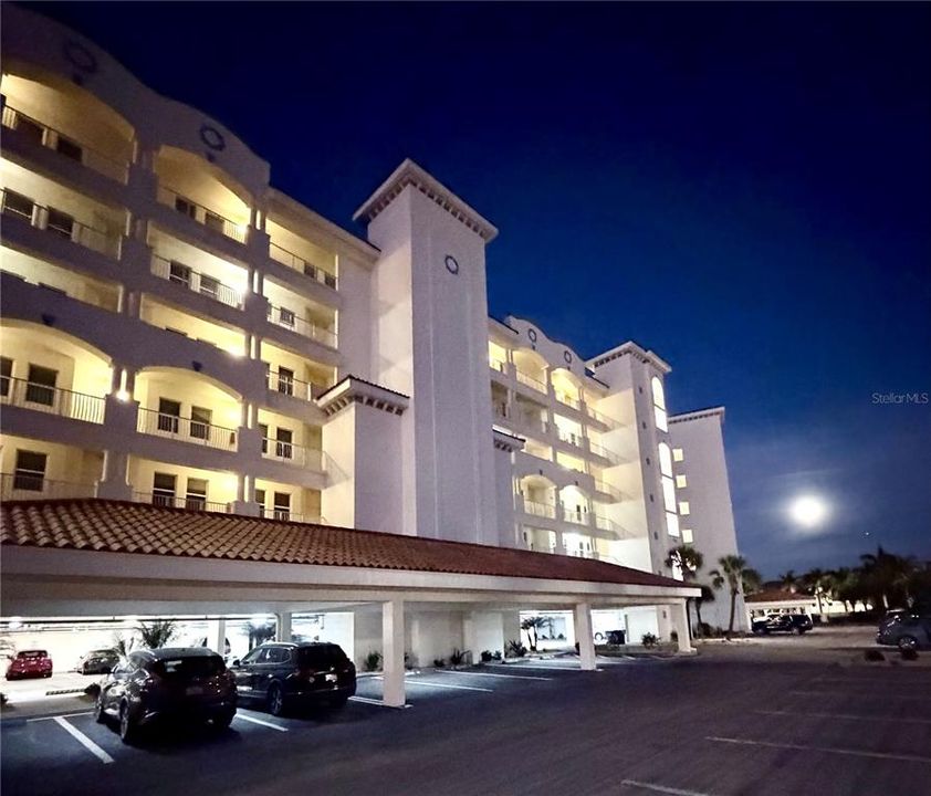 В аренду: $4,500 (3 спален, 3 ванн, 1995 Квадратных фут)