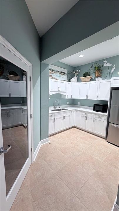 В аренду: $4,500 (3 спален, 3 ванн, 1995 Квадратных фут)