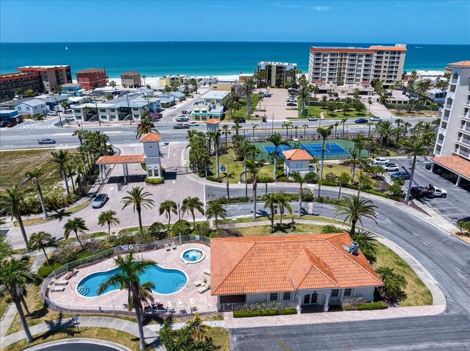 В аренду: $4,500 (3 спален, 3 ванн, 1995 Квадратных фут)