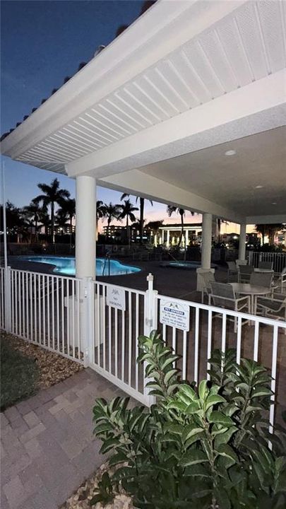 В аренду: $4,500 (3 спален, 3 ванн, 1995 Квадратных фут)