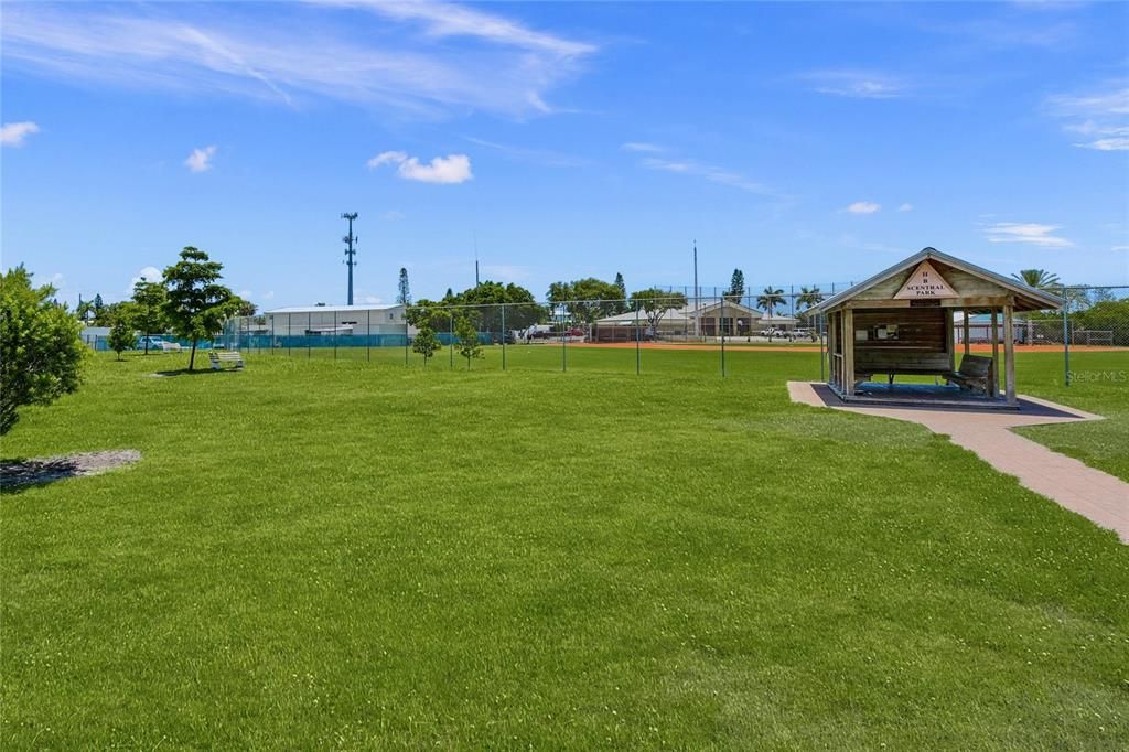 待售: $1,795,000 (3 贝兹, 2 浴室, 1394 平方英尺)