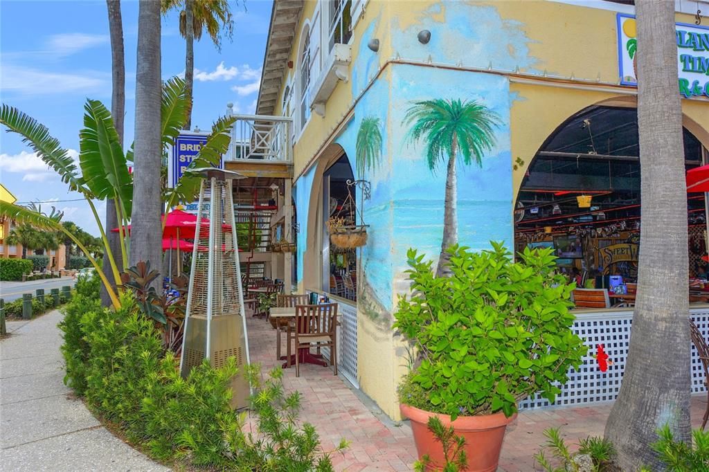 待售: $1,795,000 (3 贝兹, 2 浴室, 1394 平方英尺)