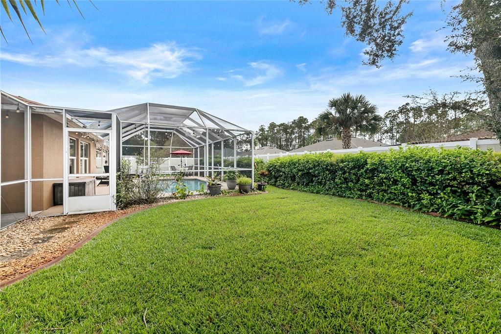 Под контрактом: $385,000 (3 спален, 2 ванн, 1929 Квадратных фут)