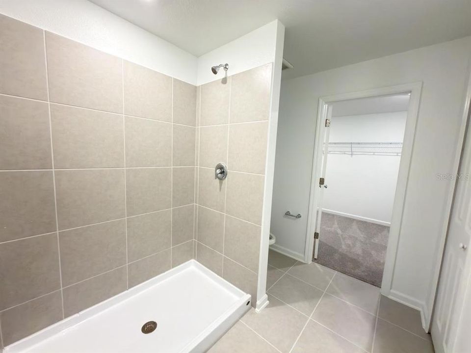 出租: $2,500 (4 贝兹, 2 浴室, 1824 平方英尺)