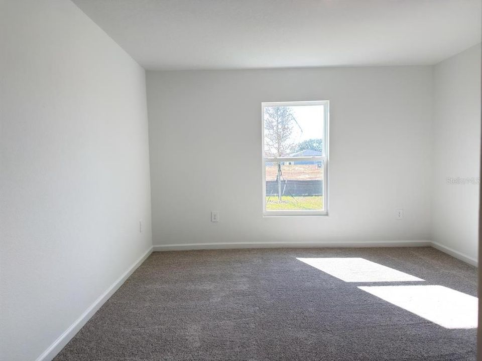 出租: $2,500 (4 贝兹, 2 浴室, 1824 平方英尺)